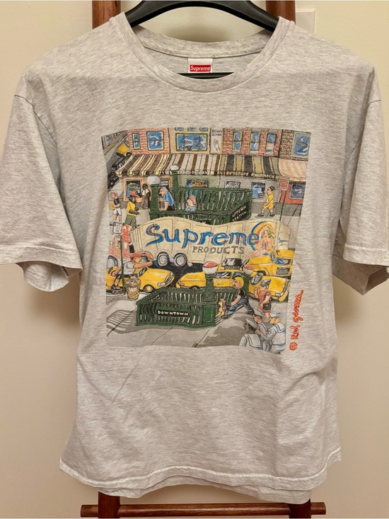 Supreme Other - Supreme Red Grooms Manhattan men’s Large short sleeve tee shirt